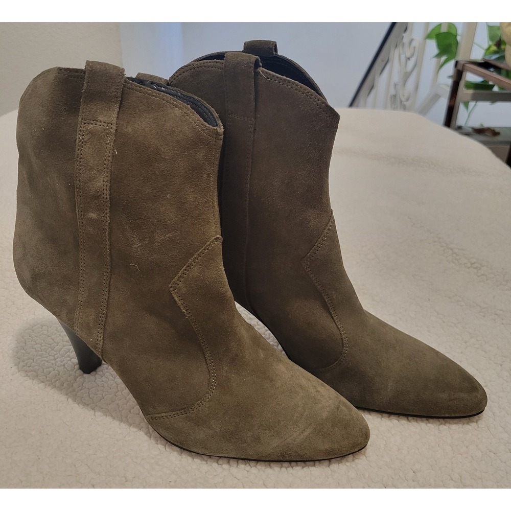 Marc Fisher LTD  Women Carissa Luxury Dark Green Suede Pointy Toe Bootie Sz 6.5